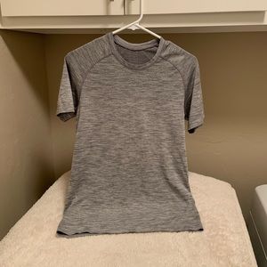 Lululemon Swiftly Men Size XS- Fit women 4/6